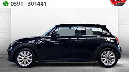 Zwart Gebruikt 2016 Mini Cooper Business Hatchback | € 11.995 (Eerlijke prijs)