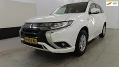 Gebruikt 2020 Mitsubishi Outlander SUV | € 18.799 (Super prijs)