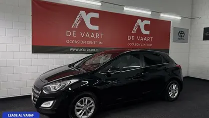 Zwart Occasion 2017 Hyundai i30 GO! Hatchback | € 10.499 (Eerlijke prijs)