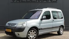 Grijs Gebruikt 2004 Peugeot Partner MPV | € 2.450 (Eerlijke prijs)