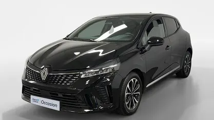 Gebruikt 2024 Renault Clio V Techno Hatchback | € 19.935 (Eerlijke prijs)