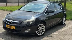 Zwart Gebruikt 2010 Opel Astra Cosmo Hatchback | € 2.950 (Eerlijke prijs)