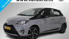 Grijs Gebruikt 2018 Toyota Yaris Hybrid Limited Hatchback | € 16.549 (Eerlijke prijs)