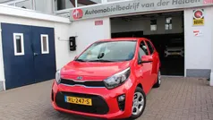 Rood Gebruikt 2018 Kia Picanto Hatchback | € 8.950 (Eerlijke prijs)