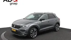 Gebruikt 2021 VW T-Roc Business SUV | € 29.301 (Eerlijke prijs)
