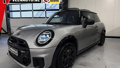 Gebruikt 2024 Mini John Cooper Works Hatchback | € 36.945 (Eerlijke prijs)