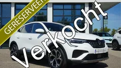 Wit parelmoer Gebruikt 2024 Renault Arkana Techno SUV | € 29.950 (Eerlijke prijs)