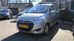 Beige Gebruikt 2013 Hyundai i10 Hatchback | € 4.450 (Eerlijke prijs)