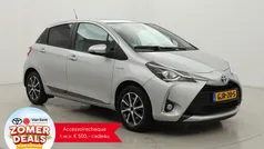 Grijs Gebruikt 2020 Toyota Yaris Hybrid Hatchback | € 15.999 (Eerlijke prijs)