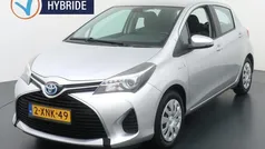 Grijs Gebruikt 2014 Toyota Yaris Hatchback | € 9.999 (Eerlijke prijs)