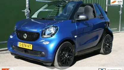 Zwart Gebruikt 2019 Smart ForTwo Electric Drive Cabriolet | € 9.950 (Goede deal)