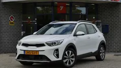 Wit Gebruikt 2021 Kia Stonic SUV | € 17.885 (Eerlijke prijs)