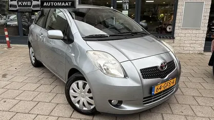 Grijs Gebruikt 2008 Toyota Yaris Sol Hatchback | € 3.750 (Eerlijke prijs)