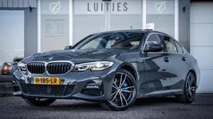 Grijs Gebruikt 2020 BMW 330 Executive Sedan | € 31.400 (Eerlijke prijs)