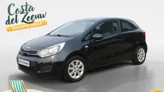 Zwart Gebruikt 2013 Kia Rio Comfort Hatchback | € 7.250 (Eerlijke prijs)
