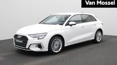 Wit Gebruikt 2022 Audi A3 Sportback e-tron Advanced Sedan | € 30.900 (Eerlijke prijs)