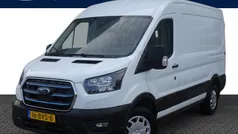 Wit Gebruikt 2023 Ford E-Transit Trend Van | € 33.850 (Eerlijke prijs)