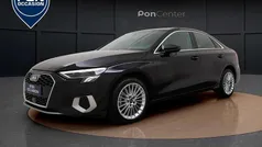 Zwart, metallic lak Gebruikt 2022 Audi A3 Advanced Sedan | € 23.450 (Eerlijke prijs)
