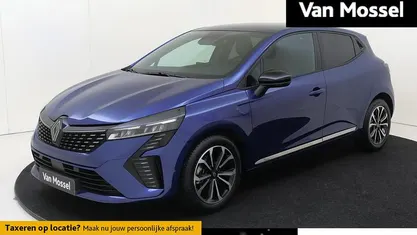 Blauw Occasion 2025 Renault Clio V Techno Hatchback | € 21.940 (Eerlijke prijs)
