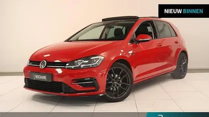 Occasion 2018 VW Golf VII Highline Hatchback | € 15.900 (Eerlijke prijs)