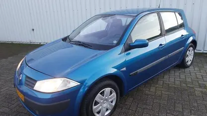 Occasion Renault Mégane II Dynamique 113 PK (83 kW) 2004 Hatchback