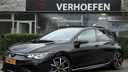 Zwart Gebruikt 2021 VW Golf VIII R Hatchback | € 42.950 (Eerlijke prijs)