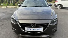 Gebruikt 2015 Mazda 3 Center-Line Sedan | € 8.500 (Eerlijke prijs)