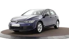 Gebruikt 2023 VW Golf VIII Life Hatchback | € 25.740 (Eerlijke prijs)
