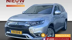 Grijs Gebruikt 2018 Mitsubishi Outlander P-HEV Intense+ SUV | € 20.930 (Eerlijke prijs)