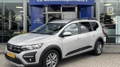Grijs Gebruikt 2022 Dacia Jogger Comfort MPV | € 18.950 (Eerlijke prijs)