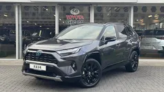 Grijs Gebruikt 2025 Toyota RAV4 Hybrid Plus SUV | € 45.400 (Eerlijke prijs)