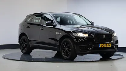 Zwart Gebruikt 2018 Jaguar F-Pace Pure SUV | € 27.950 (Goede deal)