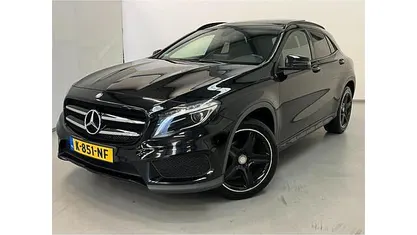 Zwart Gebruikt 2016 Mercedes GLA200 AMG SUV | € 15.950 (Eerlijke prijs)