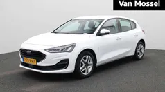 Wit Gebruikt 2022 Ford Focus Hatchback | € 15.445 (Goede deal)