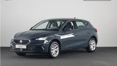 Blauw Nieuw 2024 Seat Leon Style Hatchback | € 27.995 (Goede deal)