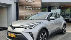Gebruikt 2023 Toyota C-HR SUV | € 23.900 (Eerlijke prijs)