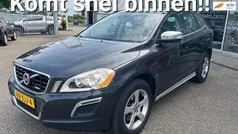 Grijs, metallic lak Gebruikt 2012 Volvo XC60 R-Design SUV | € 16.745 (Eerlijke prijs)