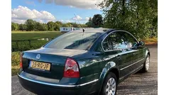 Groen Gebruikt 2005 VW Passat Sedan | € 2.450 (Eerlijke prijs)