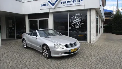 Grijs, metallic lak Gebruikt 2001 Mercedes SL500 Cabriolet | € 19.950 (Eerlijke prijs)