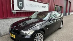 Zwart Gebruikt 2006 BMW 318 Sedan | € 2.850 (Eerlijke prijs)