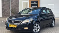 Zwart Gebruikt 2012 Kia Ceed Hatchback | € 5.350 (Goede deal)