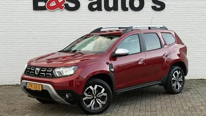 Rood (metallic) Occasion 2022 Dacia Duster SUV | € 19.900 (Eerlijke prijs)