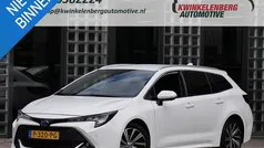 Wit Gebruikt 2022 Toyota Corolla Business Edition Stationwagen | € 26.950 (Eerlijke prijs)