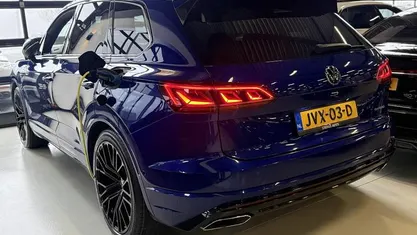 Occasion 2020 VW Touareg R-line SUV | € 49.995 (Eerlijke prijs)