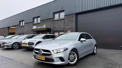 Occasion Mercedes A180 Business 136 PK (100 kW) 2019 Grijs Hatchback