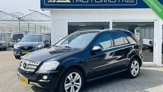 Zwart Gebruikt 2009 Mercedes 320 SUV | € 6.950 (Eerlijke prijs)