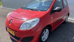 Gebruikt 2008 Renault Twingo Authentique Hatchback | € 2.750 (Eerlijke prijs)