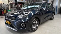 Blauw Gebruikt 2021 Kia Niro SUV | € 25.150 (Goede deal)