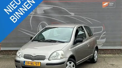 Occasion 2003 Toyota Yaris Luna Hatchback | € 1.749 (Eerlijke prijs)