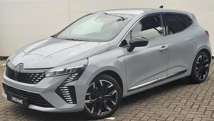 Occasion 2024 Renault Clio V Techno Hatchback | € 24.395 (Eerlijke prijs)
